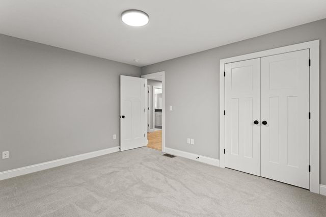 593 Cohas Avenue, Manchester, NH 03109