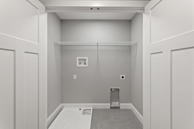 593 Cohas Avenue, Manchester, NH 03109