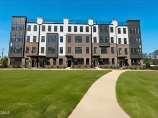 605 Hedrick Ridge Road 307, Cary, NC 27519