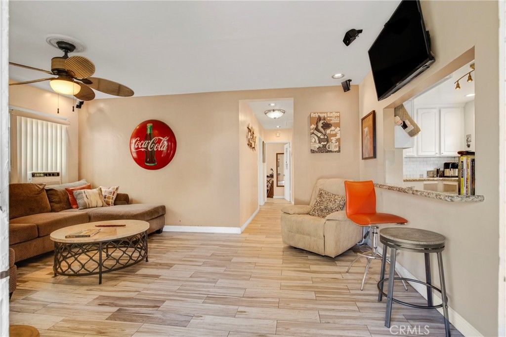Image 15 of property listing at 4635 W 137th, Hawthorne, CA 90250