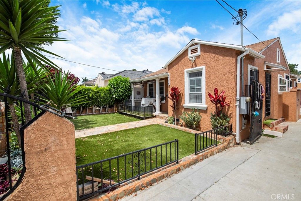 Image 5 of property listing at 4635 W 137th, Hawthorne, CA 90250
