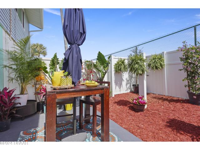 59 Chippingwood Lane, Ormond Beach, FL 32176