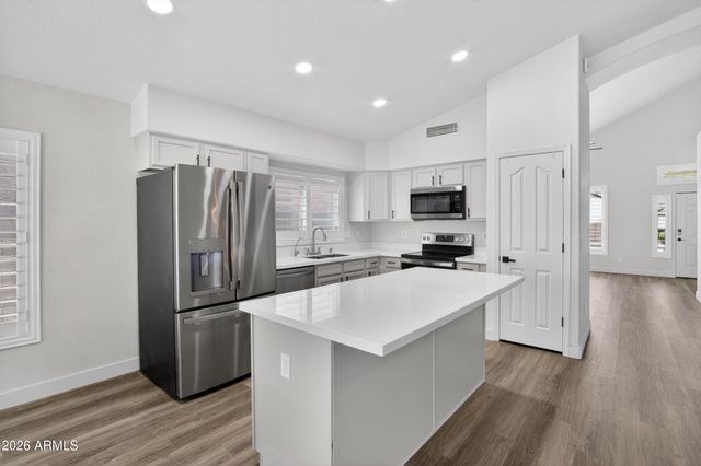 624 E SHEFFIELD Avenue, Gilbert, AZ 85296