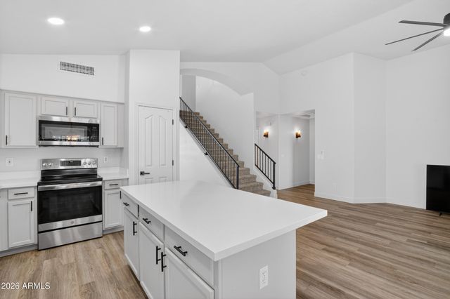 624 E SHEFFIELD Avenue, Gilbert, AZ 85296