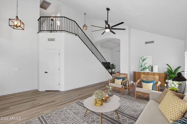 624 E SHEFFIELD Avenue, Gilbert, AZ 85296