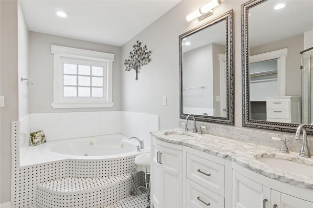 1910 East Avenue, Katy, TX 77493