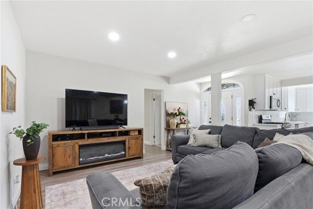 12864 Correnti, Arleta (los Angeles), CA 91331