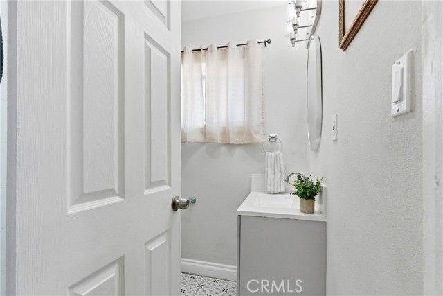 12864 Correnti, Arleta (los Angeles), CA 91331