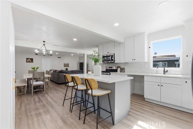 12864 Correnti, Arleta (los Angeles), CA 91331