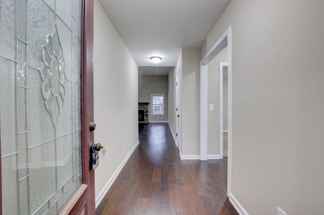 834 Rushing Dr, Clarksville, TN 37042