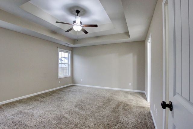 834 Rushing Dr, Clarksville, TN 37042