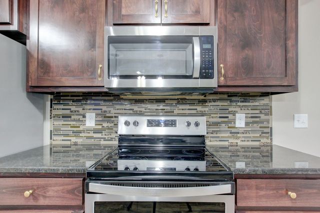 834 Rushing Dr, Clarksville, TN 37042