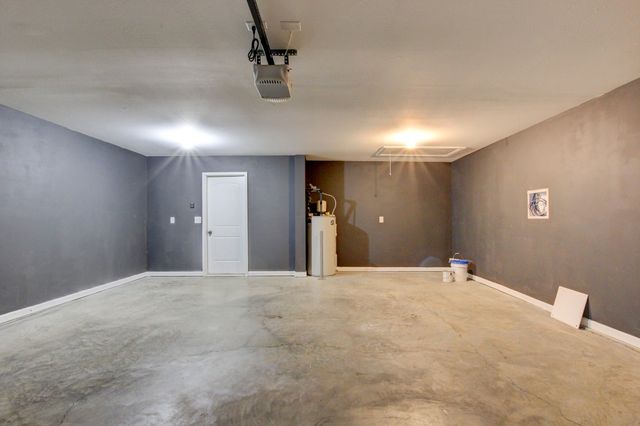 834 Rushing Dr, Clarksville, TN 37042