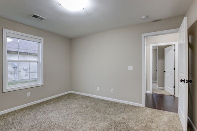 834 Rushing Dr, Clarksville, TN 37042