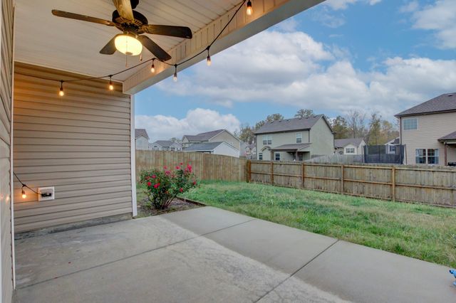 834 Rushing Dr, Clarksville, TN 37042