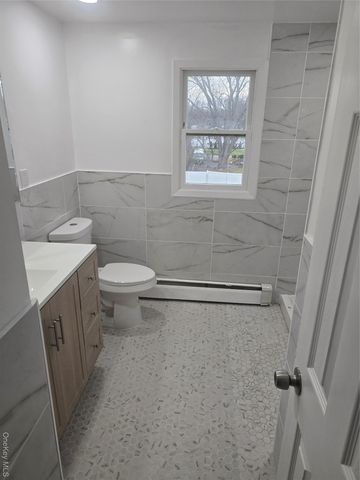 21 Carriage Drive, Newburgh, NY 12550