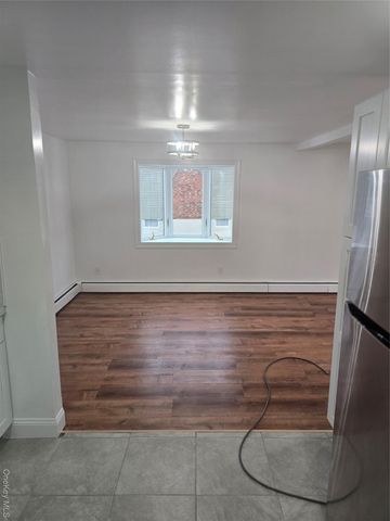 21 Carriage Drive, Newburgh, NY 12550