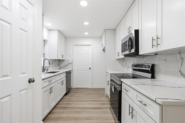 6328 PECOS COURT, Orlando, FL 32807