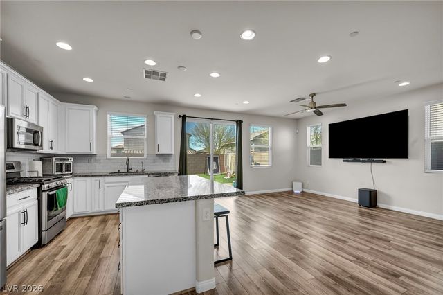 360 Misterioso Street, Henderson, NV 89011