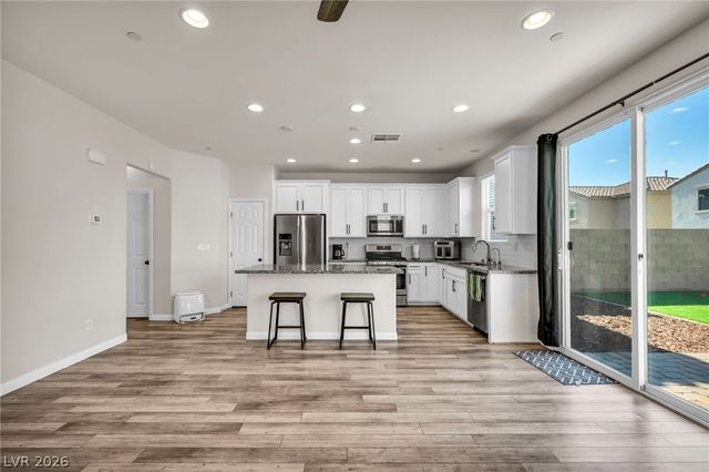 360 Misterioso Street, Henderson, NV 89011