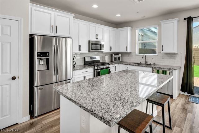 360 Misterioso Street, Henderson, NV 89011