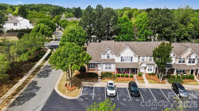 3201 Blythe Ridge Court, Charlotte, NC 28213