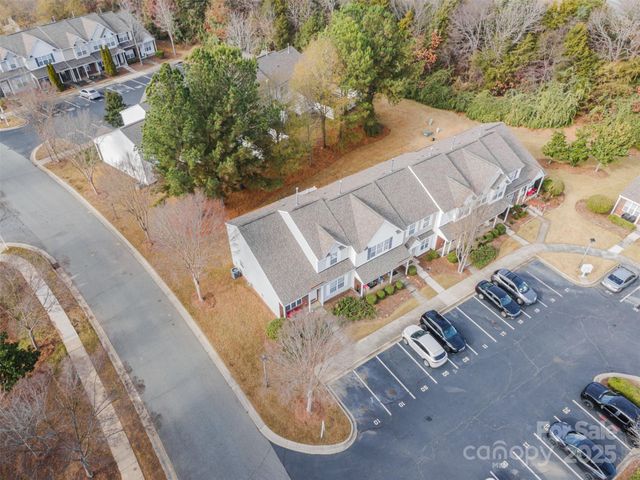 3201 Blythe Ridge Court, Charlotte, NC 28213