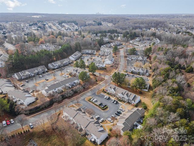 3201 Blythe Ridge Court, Charlotte, NC 28213