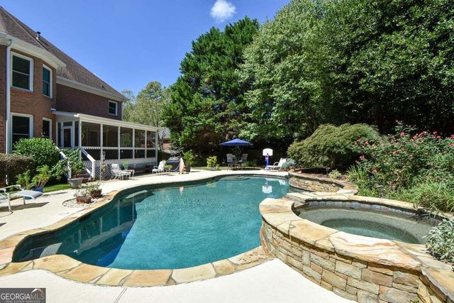 1528 Greensboro Way, Grayson, GA 30017