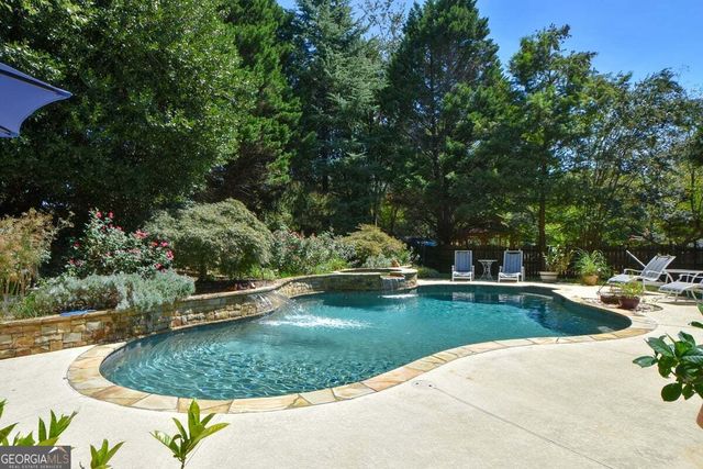 1528 Greensboro Way, Grayson, GA 30017