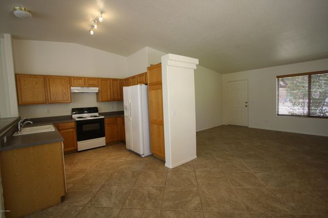 10188 E Sunrise Meadow Place, Tucson, AZ 85747