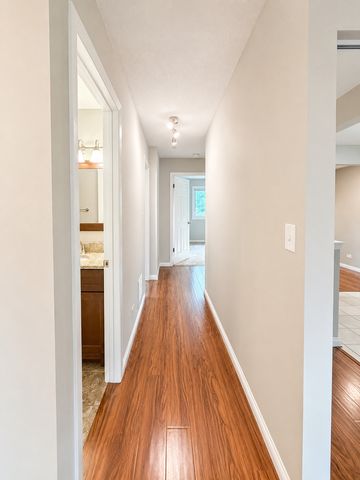 15137 Quail Hollow Drive 206, Orland Park, IL 60462