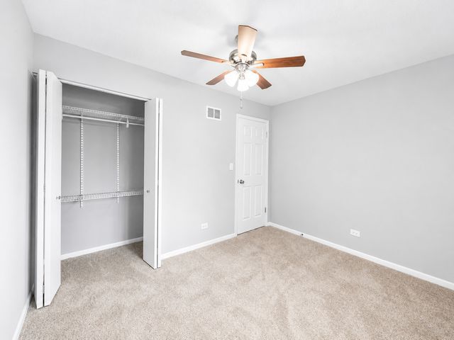 15137 Quail Hollow Drive 206, Orland Park, IL 60462