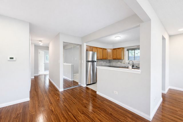 15137 Quail Hollow Drive 206, Orland Park, IL 60462