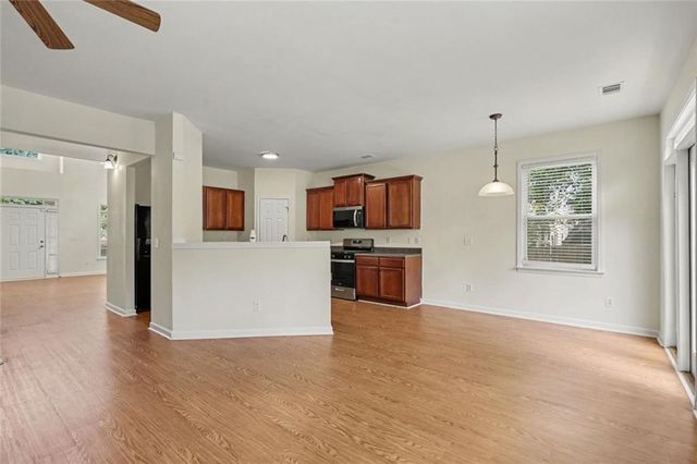 6486 E Stonelake Place SW, Atlanta, GA 30331