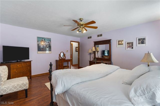 8779 Glenarden Circle NW, Massillon, OH 44646