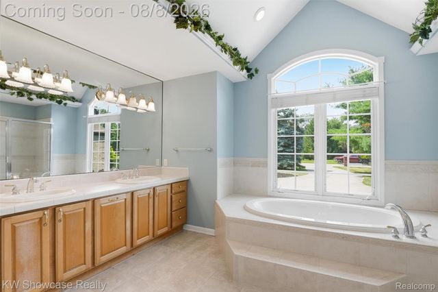 2916 Vero Drive, Highland Charter Township, MI 48356