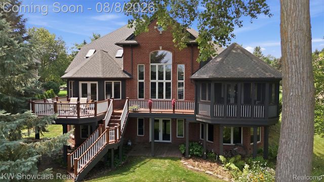 2916 Vero Drive, Highland Charter Township, MI 48356