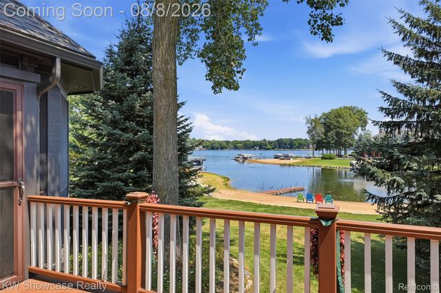 2916 Vero Drive, Highland Charter Township, MI 48356
