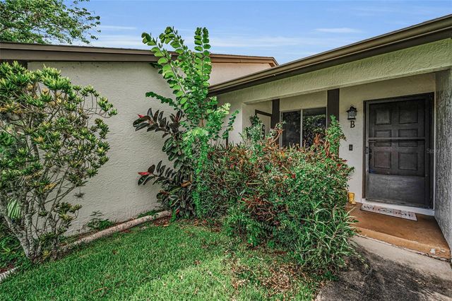 2263 BANCROFT CIRCLE N B, Palm Harbor, FL 34683