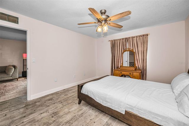 2263 BANCROFT CIRCLE N B, Palm Harbor, FL 34683