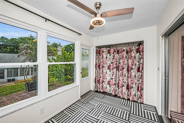 2263 BANCROFT CIRCLE N B, Palm Harbor, FL 34683