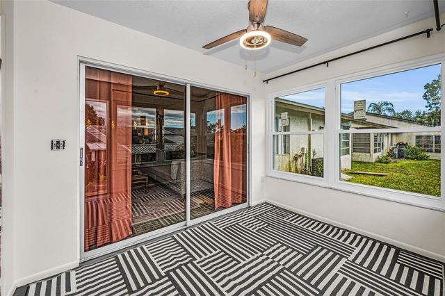 2263 BANCROFT CIRCLE N B, Palm Harbor, FL 34683