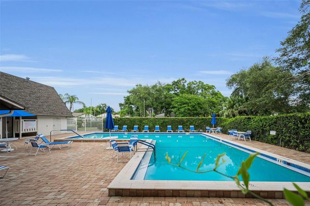 2263 BANCROFT CIRCLE N B, Palm Harbor, FL 34683