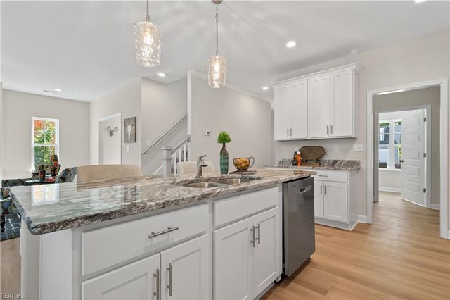 2507 Deal's Creek CT, Chesapeake, VA 23323