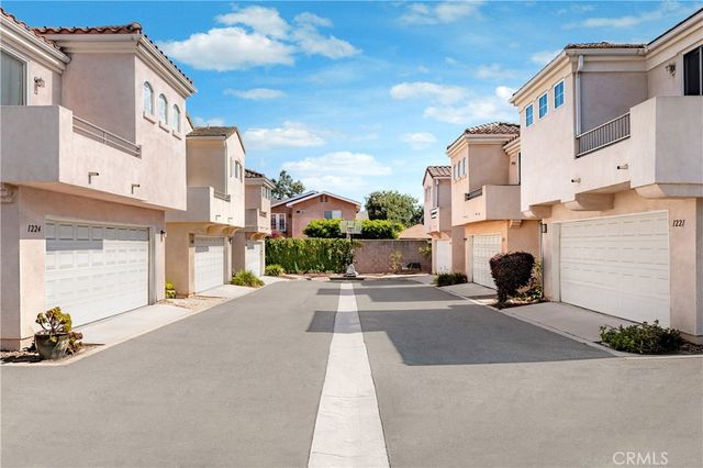 1232 Mission, Duarte, CA 91010
