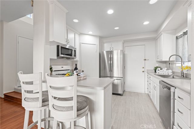 1232 Mission, Duarte, CA 91010