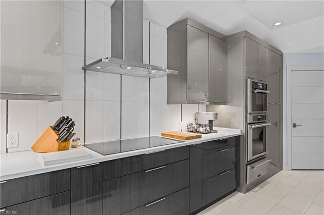 1026 Staceywood CT, Virginia Beach, VA 23452