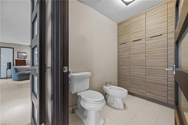 1026 Staceywood CT, Virginia Beach, VA 23452