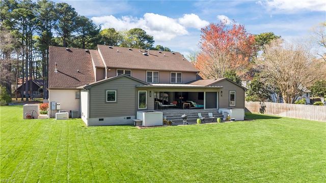 1026 Staceywood CT, Virginia Beach, VA 23452